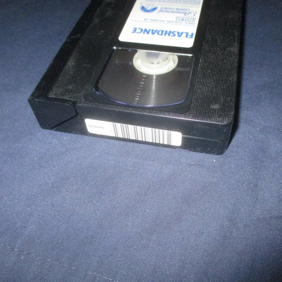 Flashdance (VHS, 1986, Paramount) 75th Anniversary Edition Jennifer Beals - Picture 7 of 10